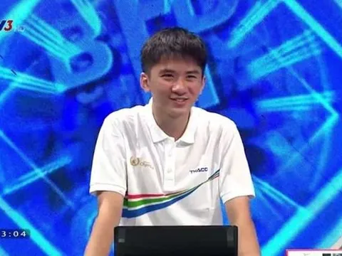 Kỳ tích của cậu học trò Quảng Trị tại kỳ thi Olympic Tin học châu Á