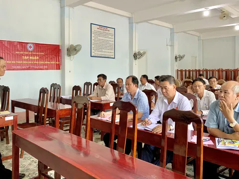 Hội Chữ thập đỏ tỉnh An Giang tổ chức tập huấn “Quản lý rủi ro thảm hoạ dựa vào cộng đồng năm 2023” tại thị xã Tịnh Biên