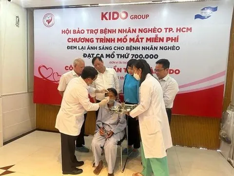 Ca phẫu thuật mắt thứ 700.000 của Hội Bảo trợ Bệnh nhân nghèo TP HCM