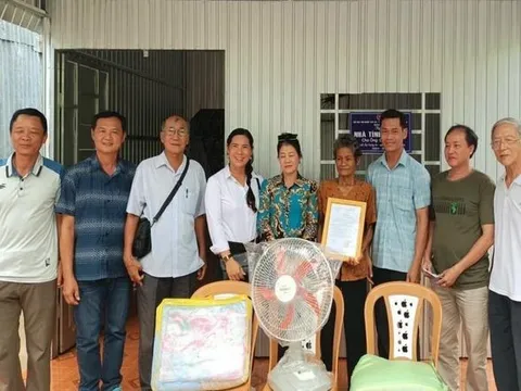 An Giang trao 500 phần quà cho đồng bào Khmer nghèo huyện Tri Tôn