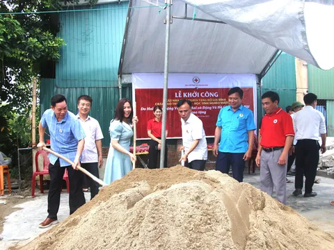 Khởi công xây dựng Nhà tình nghĩa cho học sinh nghèo vượt khó tại xã Hộ Độ, huyện Lộc Hà (Hà Tĩnh)