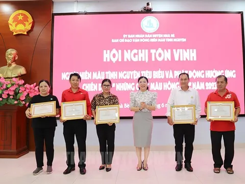 Huyện Nhà Bè: Tôn vinh người hiến máu tình nguyện tiêu biểu