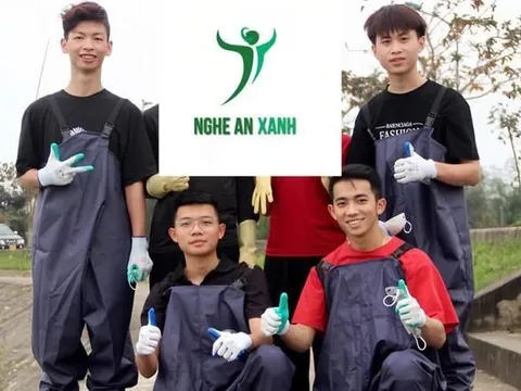 Những chàng trai 'ham' nhặt rác