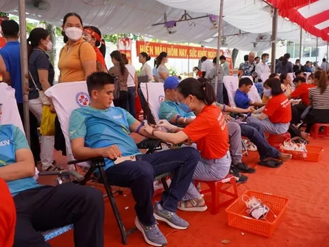 Trao cơ hội sống cho nhiều người: “Mỗi giọt máu cho đi, một cuộc đời ở lại”