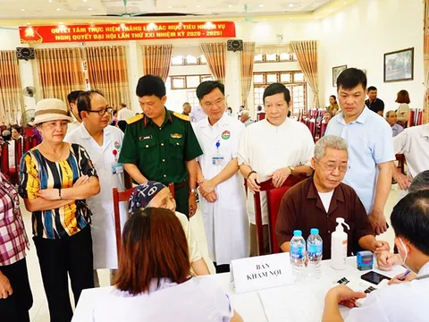 Khám, tư vấn, cấp thuốc miễn phí cho 210 đối tượng chính sách, người có công