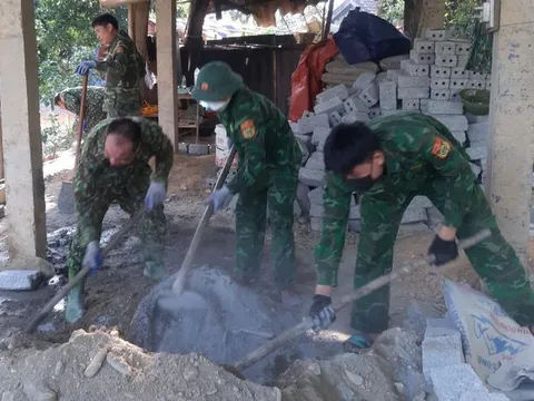 Khởi công xây dựng nhà cho hộ gia đình nghèo ở khu vực biên giới