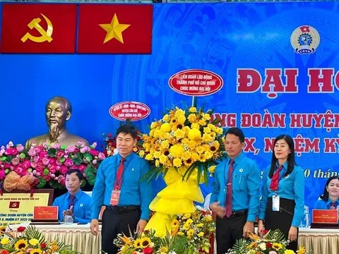 Quyên góp hơn 1,37 tỉ đồng hỗ trợ đồng nghiệp khó khăn