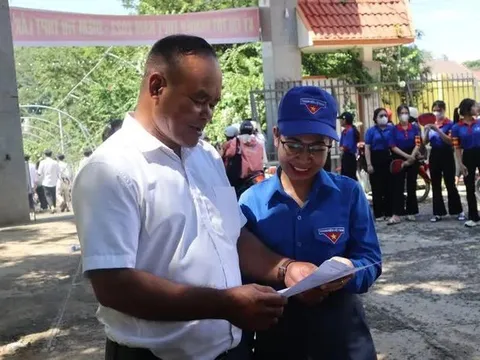 Những thí sinh 'đặc biệt' đi thi - cuộc đời vẫn đẹp sao