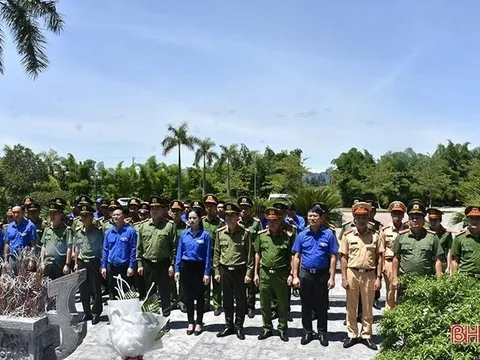 Hưởng ứng Chiến dịch 'Thanh niên tình nguyện' tại Hà Tĩnh