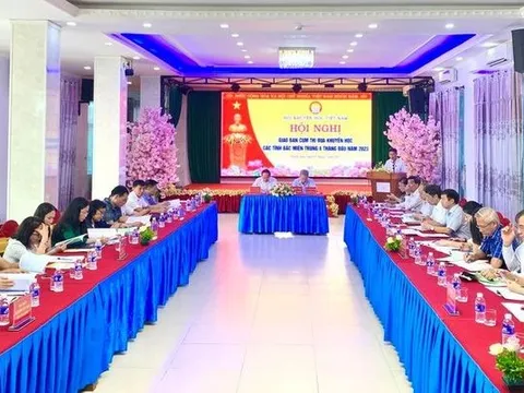 Các tỉnh Bắc miền Trung dành hơn 550 tỉ đồng cho khuyến học - khuyến tài