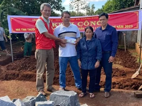 Gia Lai: Hỗ trợ xây nhà tình thương cho hộ nghèo ở làng Breng II