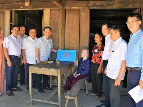 Đoàn ĐBQH tỉnh Hà Tĩnh kết nối, hỗ trợ xây dựng nhà nhân ái