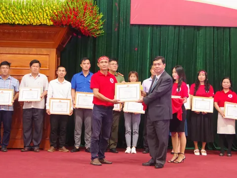 Khai mạc Chương trình Hành trình đỏ - Giọt hồng Bắc Tây Nguyên năm 2023 và tôn vinh người hiến máu tiêu biểu tỉnh Kon Tum năm 2022