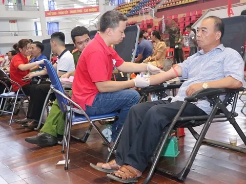 Thu được hơn 1.000 đơn vị máu trong ngày phát động "Giọt hồng - Bắc Kạn 2023"