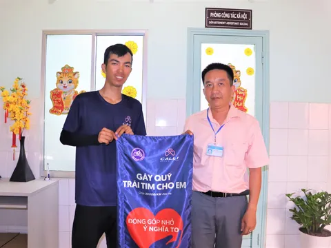 Chàng trai 3 lần đạp xe xuyên Việt, chở sự tử tế đi khắp Việt Nam