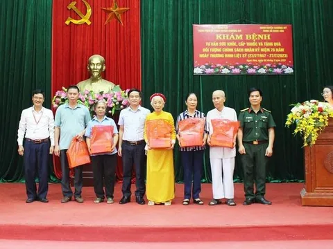 Khám sức khỏe miễn phí cho đối tượng chính sách tại huyện Chương Mỹ - Hà Nội