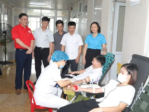 Ninh Bình: Thầy thuốc trẻ làm theo lời Bác - Tình nguyện vì sức khỏe cộng đồng