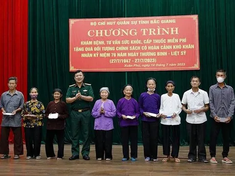 Bắc Giang: 150 đối tượng chính sách được khám, cấp thuốc miễn phí