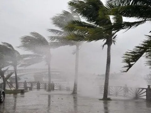 Còn 4-6 cơn bão sẽ đổ bộ vào nước ta, đề phòng cơn bão phức tạp về quỹ đạo và cường độ