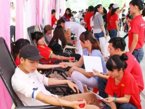 Mức chi hỗ trợ cho người hiến máu tình nguyện