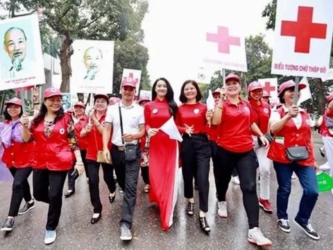 Từng bước giúp Hội Chữ thập đỏ Việt Nam tự chủ nguồn kinh phí thực hiện cải cách tiền lương