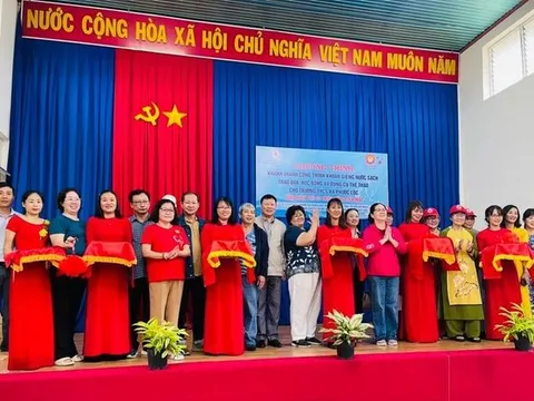 Lâm Đồng: Khánh thành công trình giếng khoan và trao quà, học bổng tặng học sinh vùng khó khăn