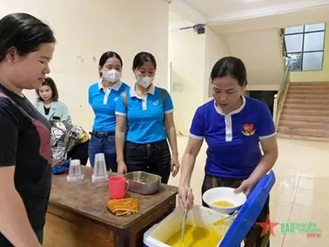 Những bát cháo nghĩa tình tại Bệnh viện Đa khoa huyện Chương Mỹ