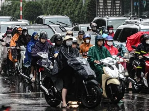 Dự báo thời tiết ngày 31/7: Hà Nội mưa rào và dông, nhiệt độ cao nhất 34 độ C