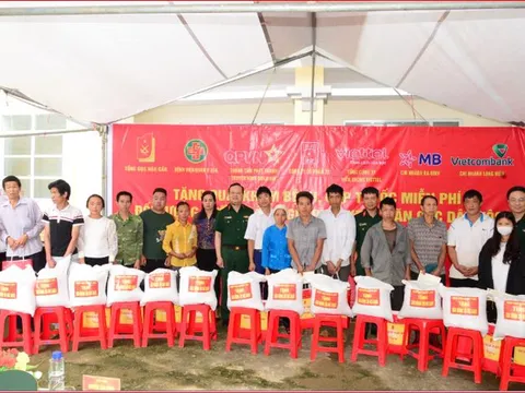 Nghĩa tình thầy thuốc quân y tại Cao Bằng