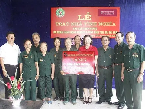 Yên Bái: Trao nhà tình nghĩa cho cựu thanh niên xung phong đặc biệt khó khăn