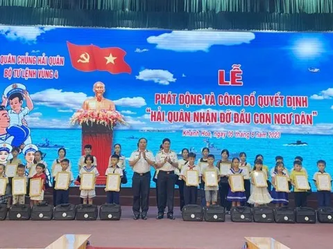 Phát động mô hình 'Hải quân nhận đỡ đầu con ngư dân'