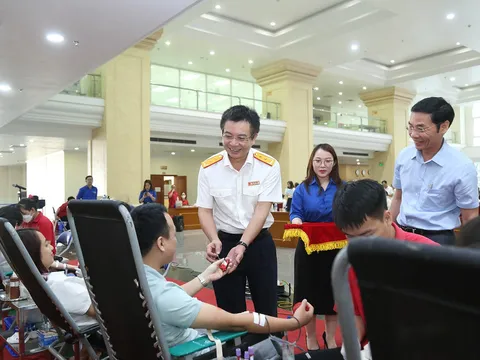 “Hiến máu để gieo hạt giống lòng nhân ái, gửi gắm nghĩa tình cho người bệnh”