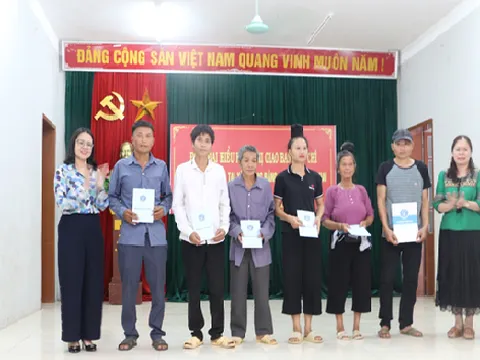 Đẩy mạnh chi trả các chế độ bảo hiểm xã hội, trợ cấp thất nghiệp qua tài khoản cá nhân