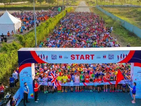 CBNV THISO chạy bộ ủng hộ quỹ từ thiện vì cộng đồng