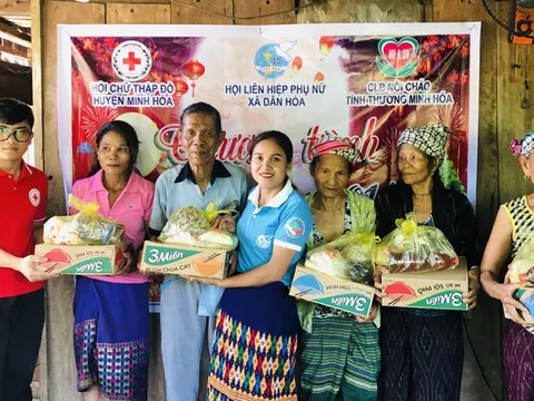 “Vui Tết thiếu nhi 1/6” tại bản Ka Định