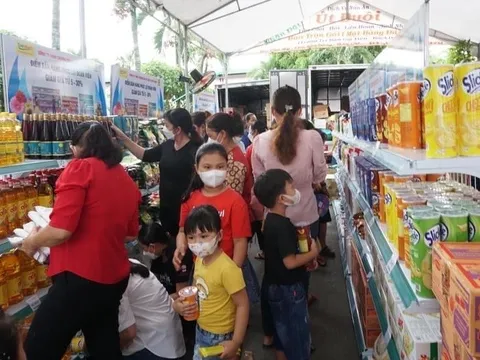 Làm sao để đảm bảo an toàn tài chính, an sinh xã hội cho người lao động khi về già?