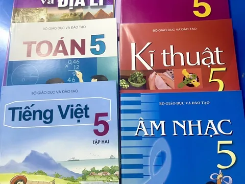 Bộ Giáo dục và Đào:  Không ép học sinh mua sách tham khảo