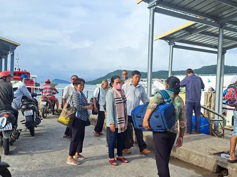 Các tàu chở khách đi, đến Phú Quốc đã hoạt động lại