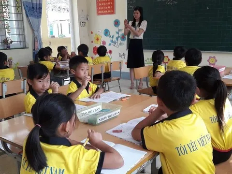 Đóa sen trên núi Hừa Ngài