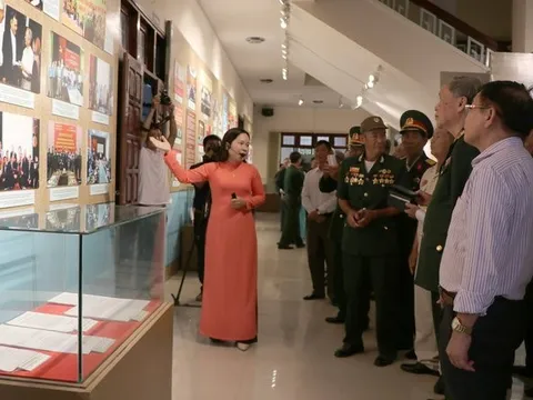 Kon Tum: Khai mạc Triển lãm "Da cam- Lương tri và công lý"