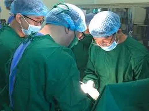 Quy định về nghỉ hưu ở tuổi cao hơn đối với viên chức