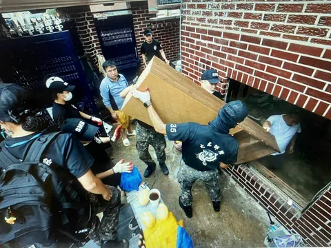 Lũ lụt phơi bày hiện thực khoảng cách chênh lệch xã hội ở Hàn Quốc