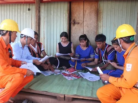 Nâng cao ý thức sử dụng điện an toàn, tiết kiệm, hiệu quả ở vùng dân tộc thiểu số