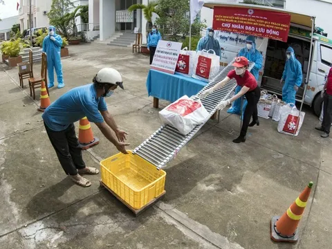 Hội Chữ thập đỏ Việt Nam phối hợp với Bộ Lao động - Thương binh và Xã hội: Chung tay thực hiện tốt công tác nhân đạo, an sinh xã hội