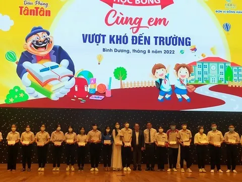 Bình Dương: “Tiếp sức đến trường” cho hoc sinh có hoàn cảnh khó khăn