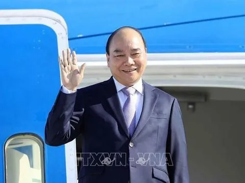 Chủ tịch nước Nguyễn Xuân Phúc lên đường thăm cấp nhà nước tới Indonesia