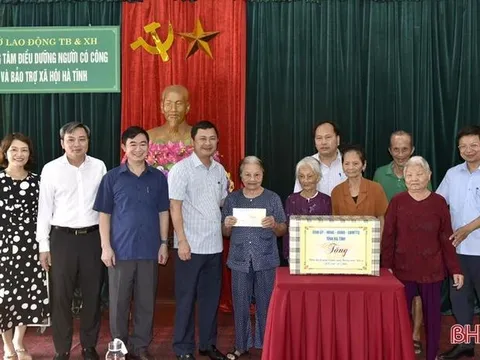 Hà Tĩnh trích ngân sách hơn 8,8 tỷ đồng thăm hỏi, tặng quà tết người có công