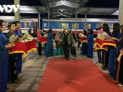 Đảm bảo nhu cầu đi lại cho người dân dịp Tết