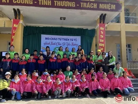 Đội cháo từ thiện giúp đỡ hàng chục nghìn lượt bệnh nhân nghèo