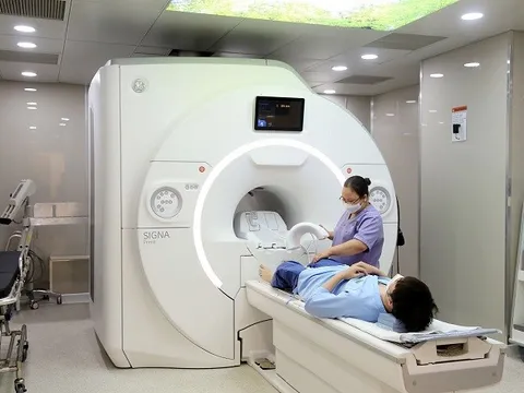 GE HealthCare ra mắt máy chụp cộng hưởng từ SIGNA™ Prime mới: Ứng dụng AI, chụp trong 6 phút